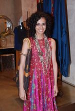 at Payal Khandwala_s collection launch in Good Earth on 8th Sept 2012 (81).JPG